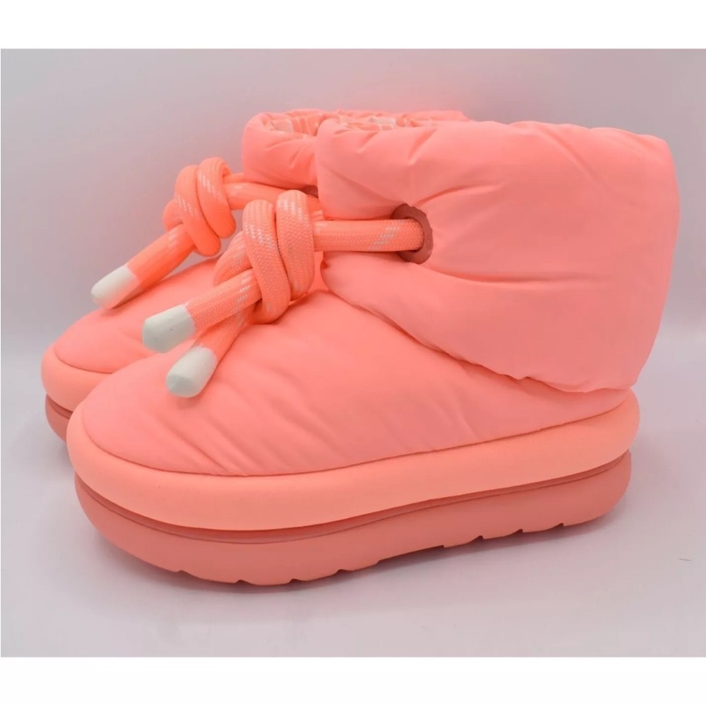 UGG Plush Maxi Short coral pink boots 8 NEW